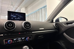 Harmaa Audi A3 2016 kuva 28.