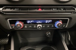 Musta Audi A3 2017 kuva 20.