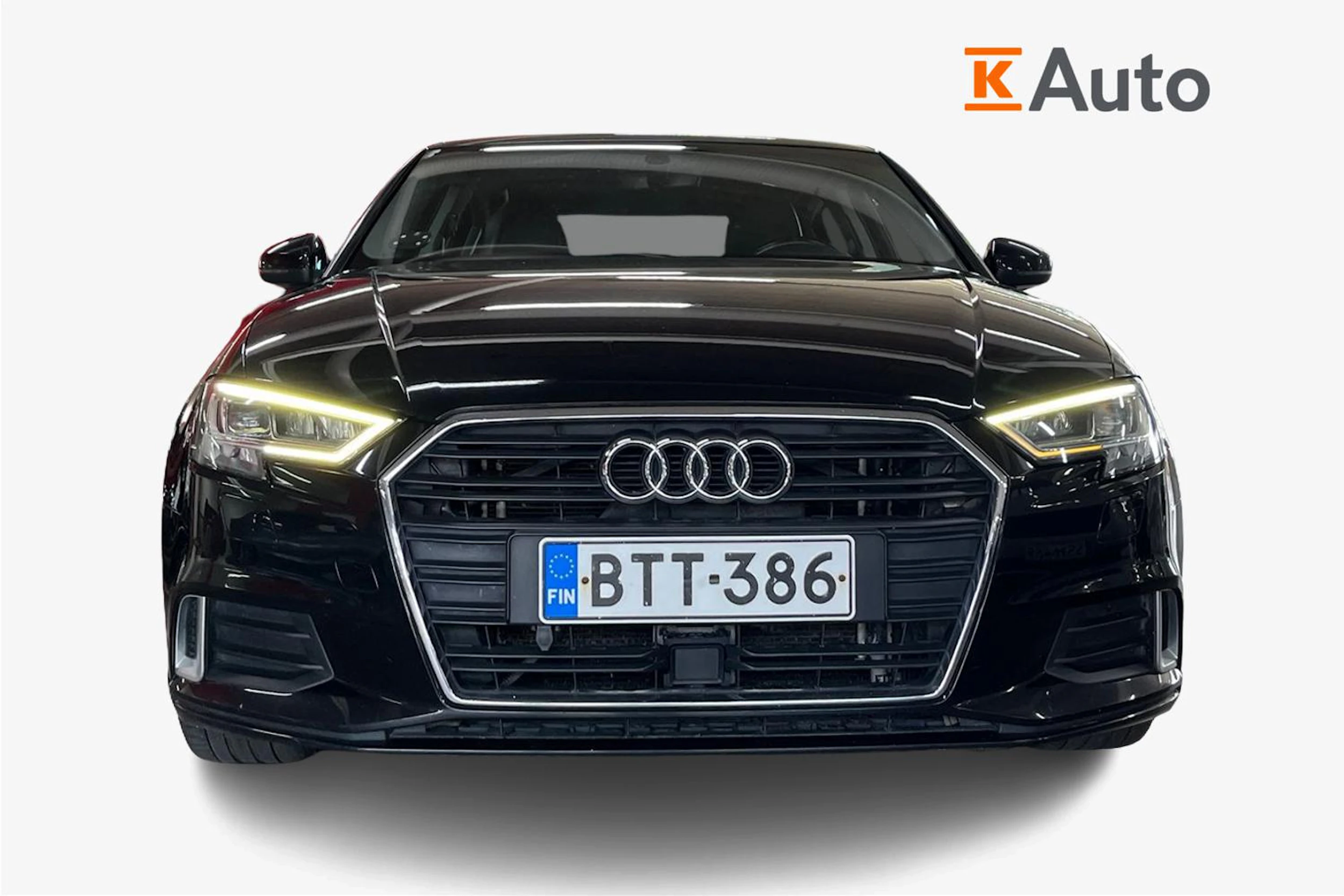 Musta Audi A3 2017 kuva 4.