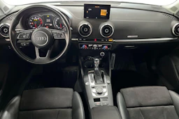 Musta Audi A3 2017 kuva 7.