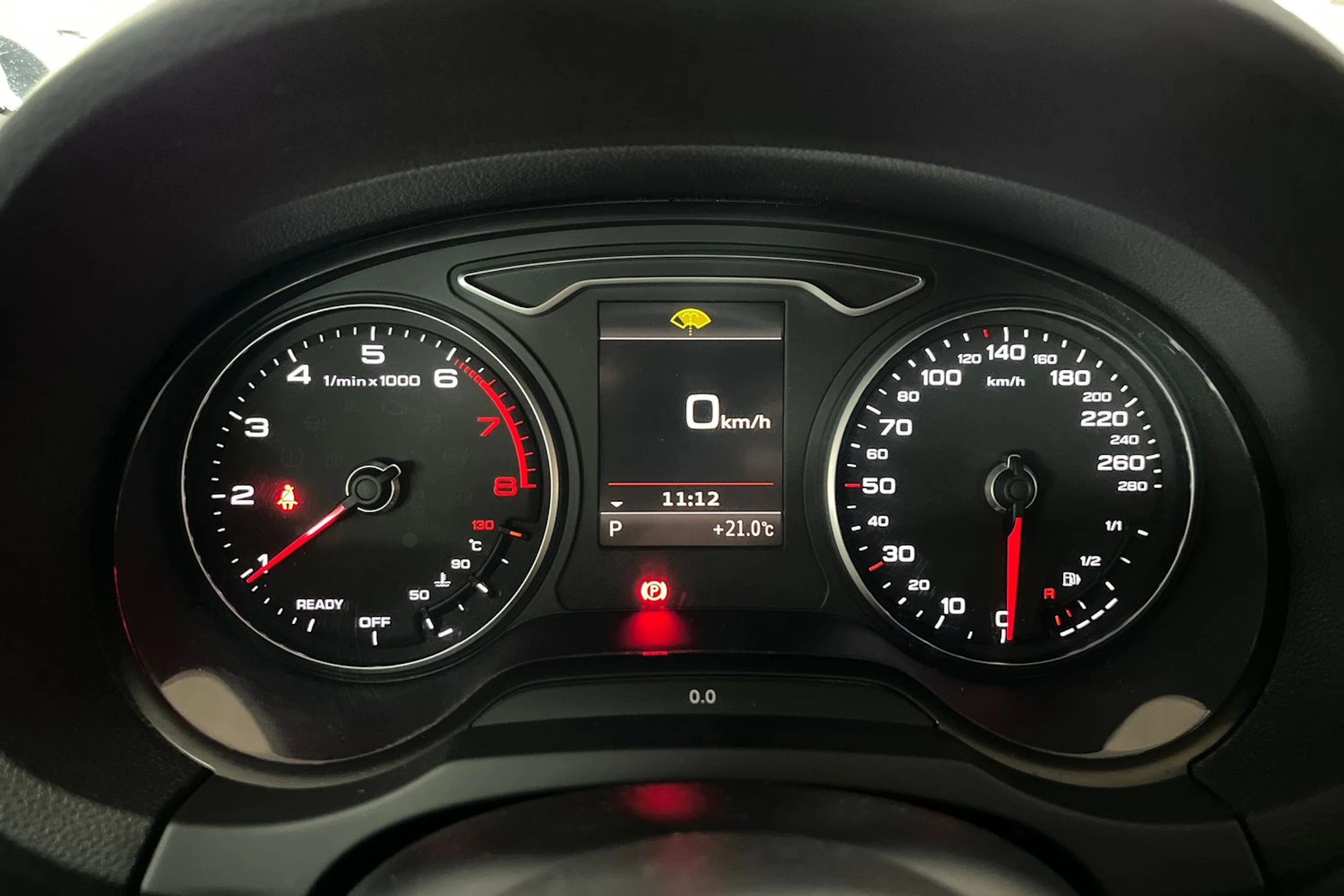 Musta Audi A3 2017 kuva 11.