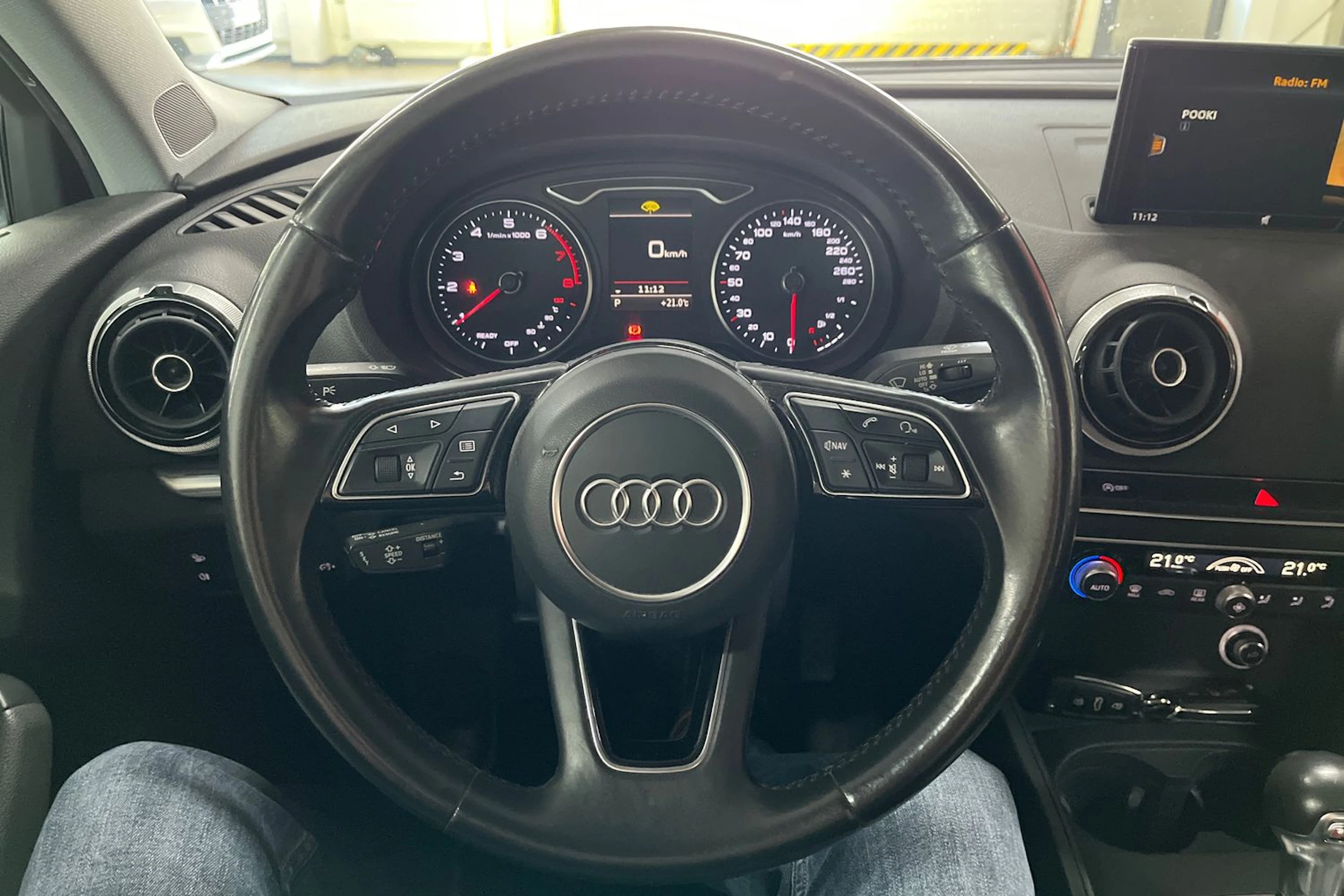 Musta Audi A3 2017 kuva 12.