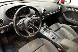 punainen Audi A3 2017 kuva 7.