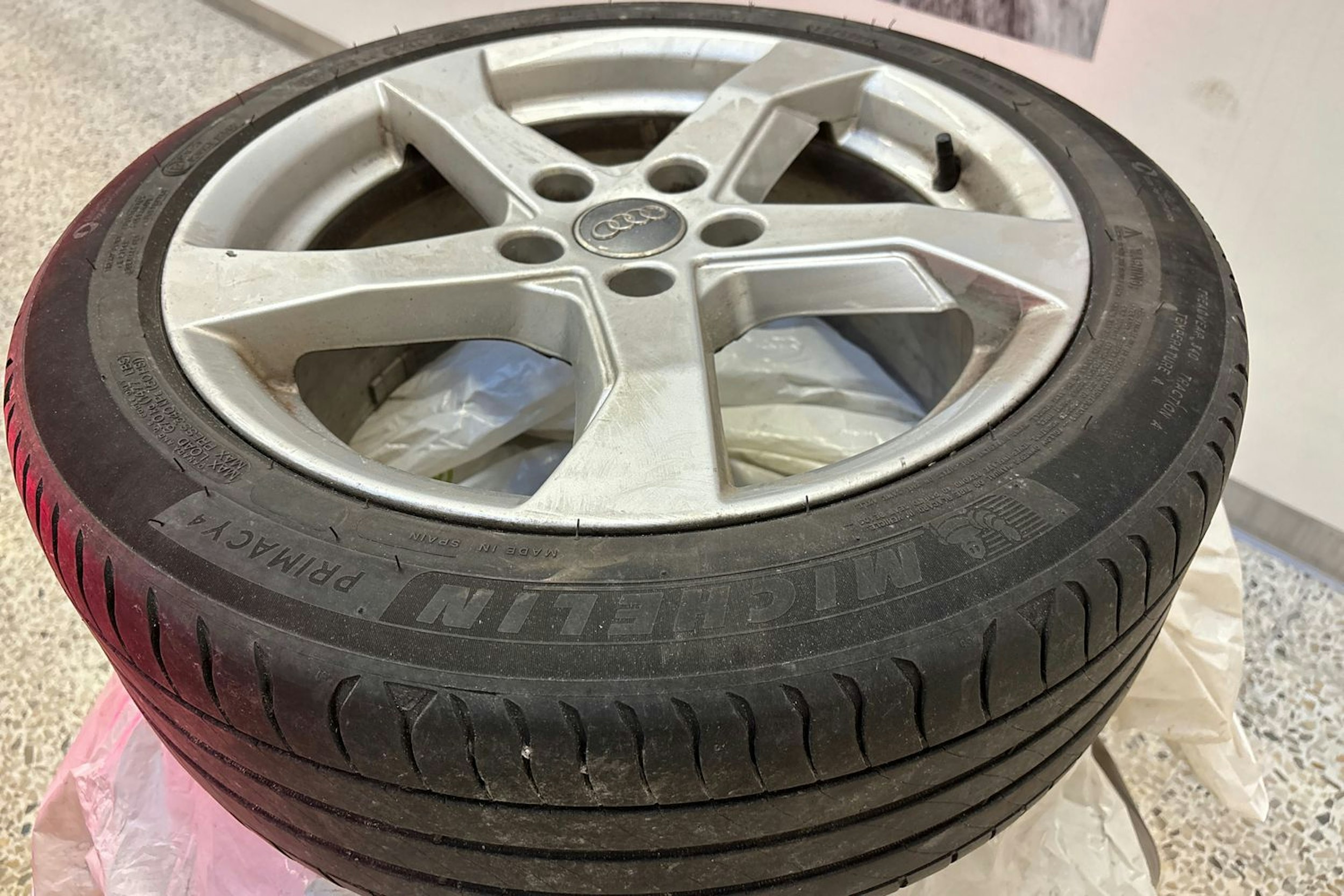 punainen Audi A3 2017 kuva 14.