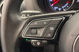 punainen Audi A3 2017 kuva 17.