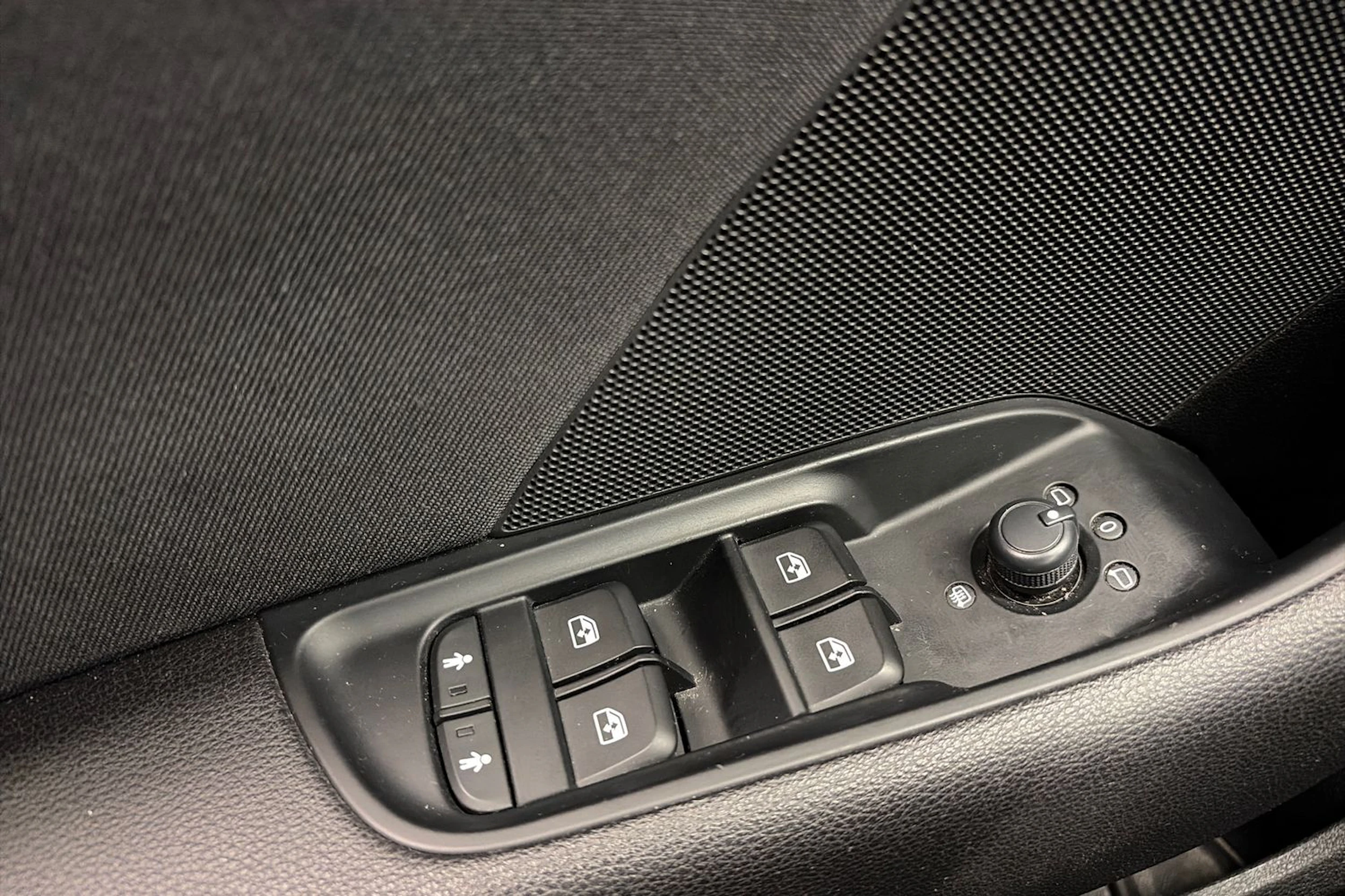 valkoinen Audi A3 2017 kuva 26.