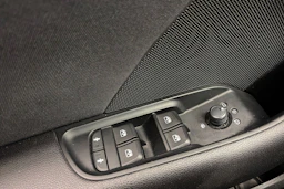 valkoinen Audi A3 2017 kuva 26.