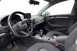 valkoinen Audi A3 2017 kuva 3.