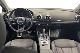 Valkoinen Audi A3 2017 kuva 9.