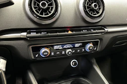 harmaa Audi A3 2017 kuva 14.