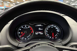 harmaa Audi A3 2017 kuva 16.