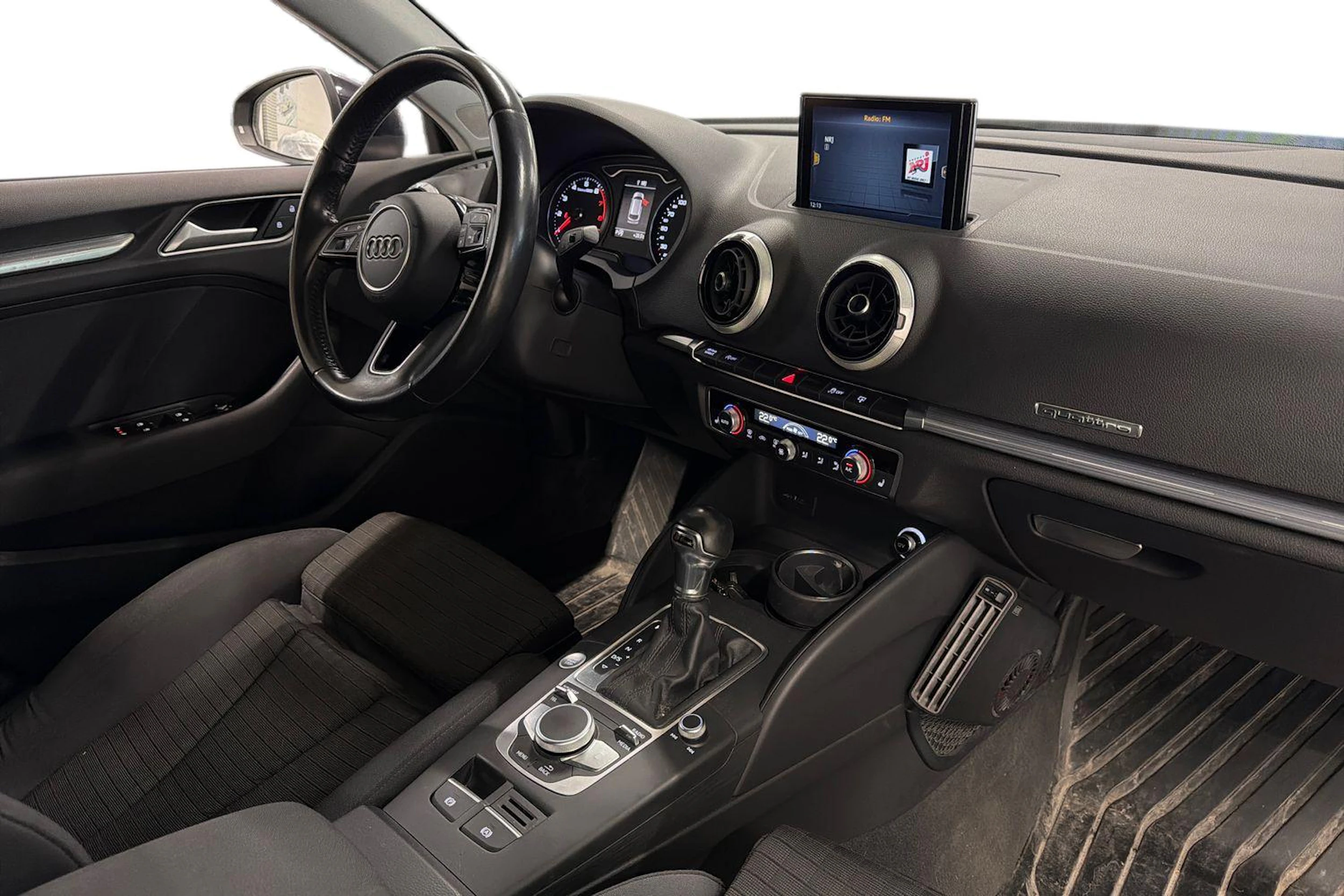 musta Audi A3 2017 kuva 3.