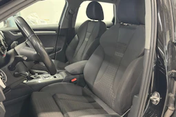 musta Audi A3 2017 kuva 5.