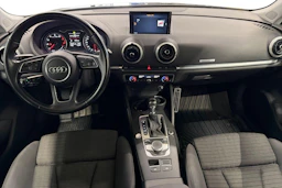 musta Audi A3 2017 kuva 7.