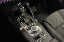 musta Audi A3 2017 kuva 24.