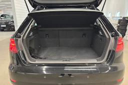 musta Audi A3 2017 kuva 25.