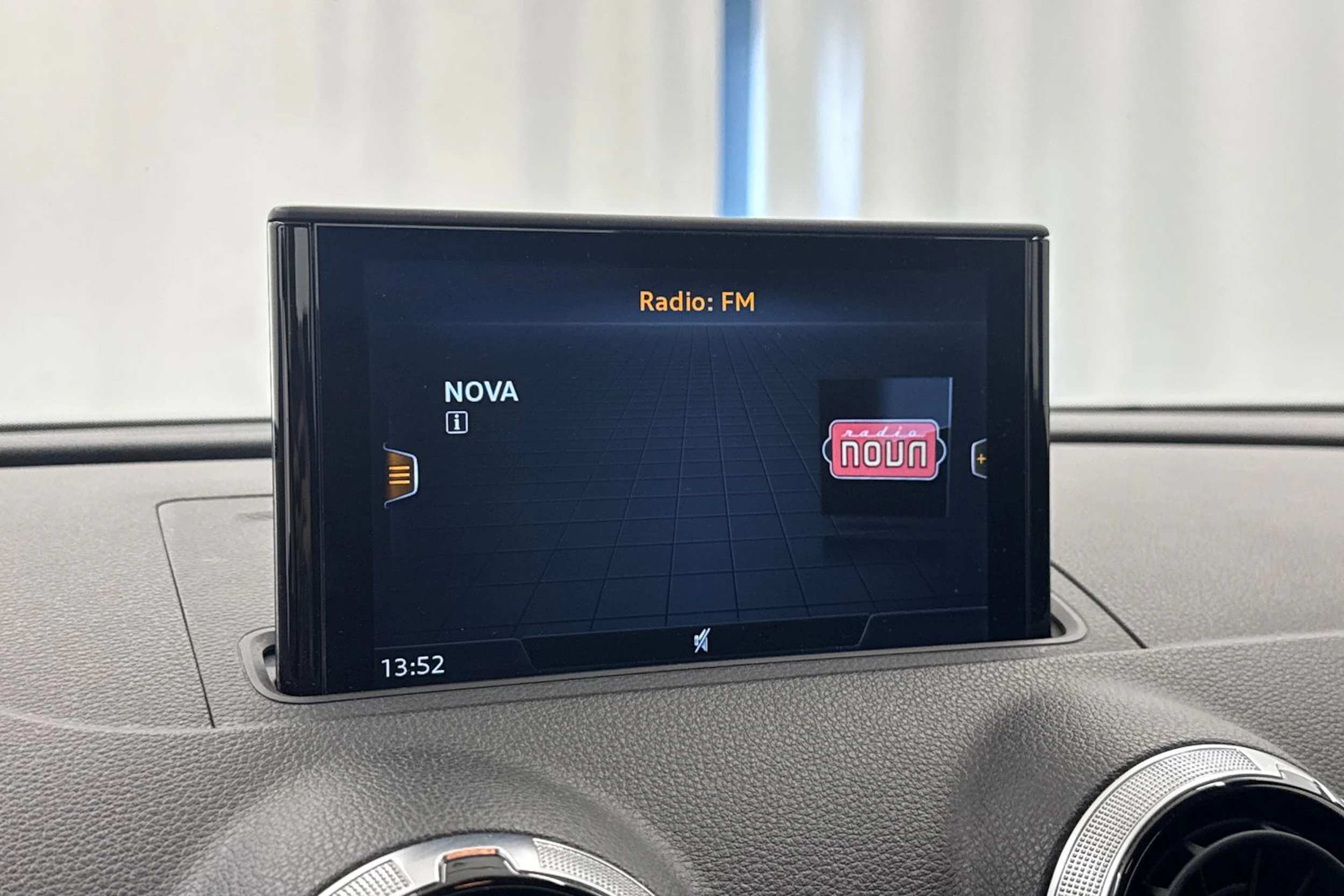 harmaa Audi A3 2017 kuva 23.