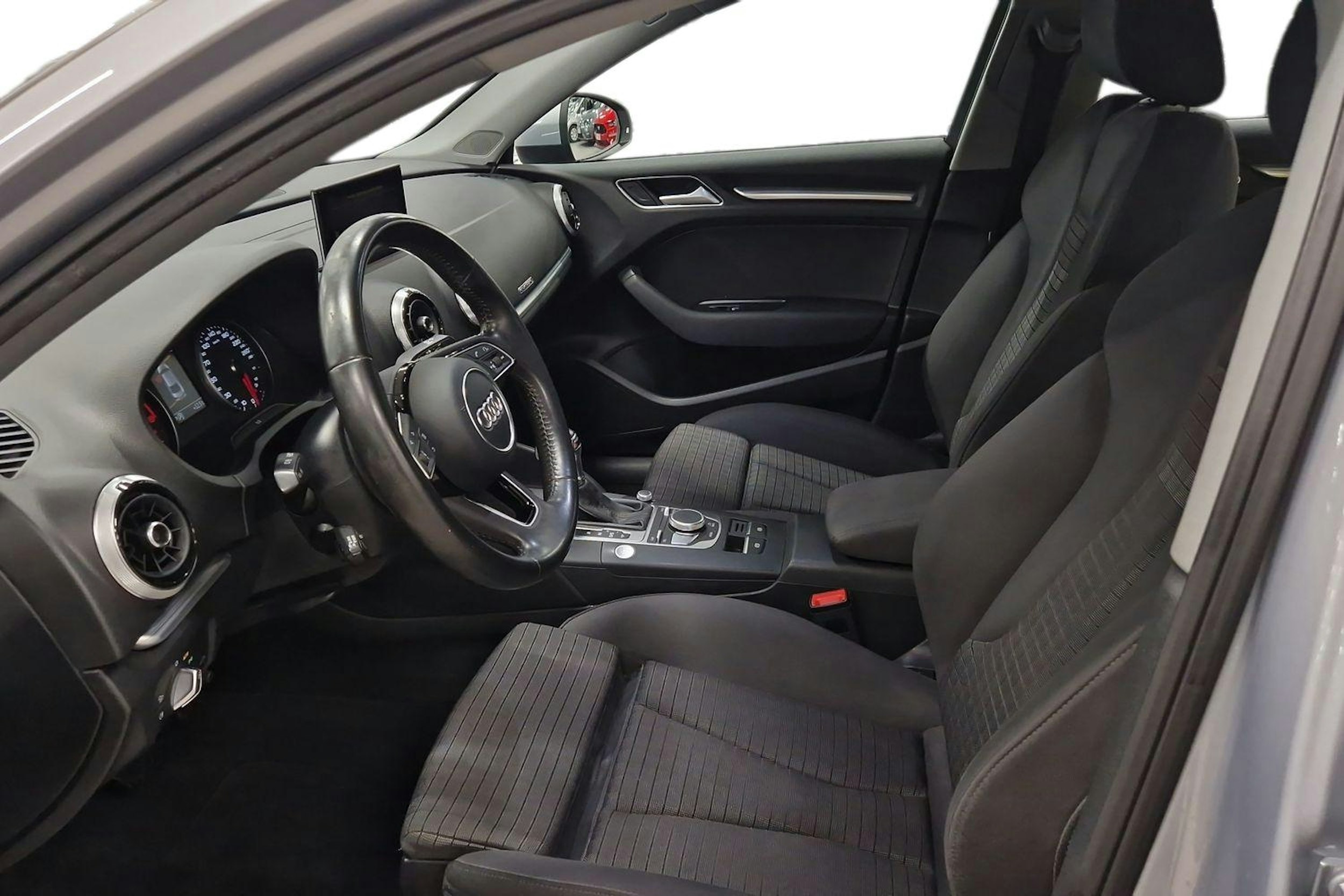 hopea Audi A3 2017 kuva 10.