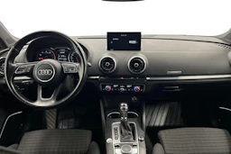 musta Audi A3 2017 kuva 7.