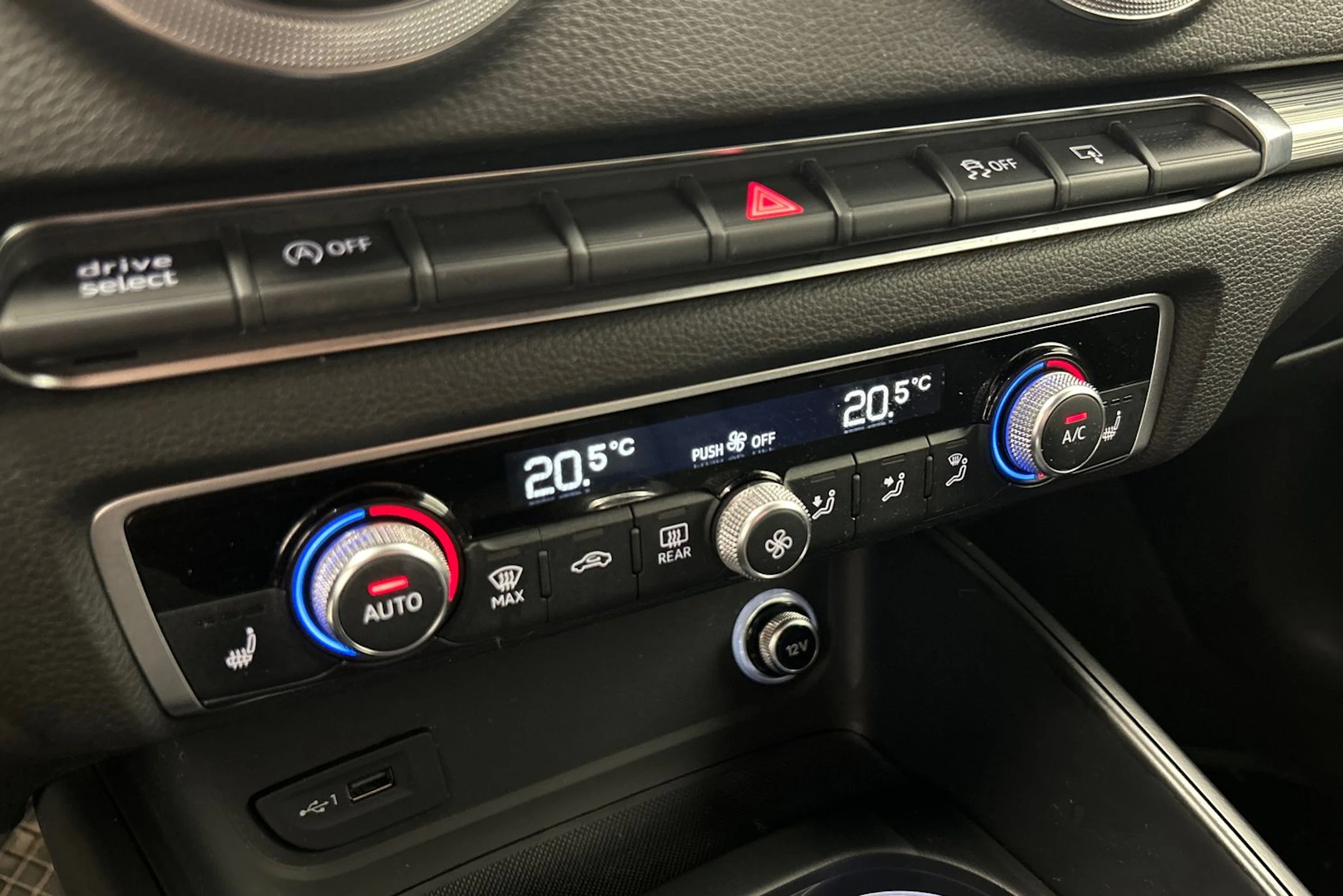 musta Audi A3 2017 kuva 13.