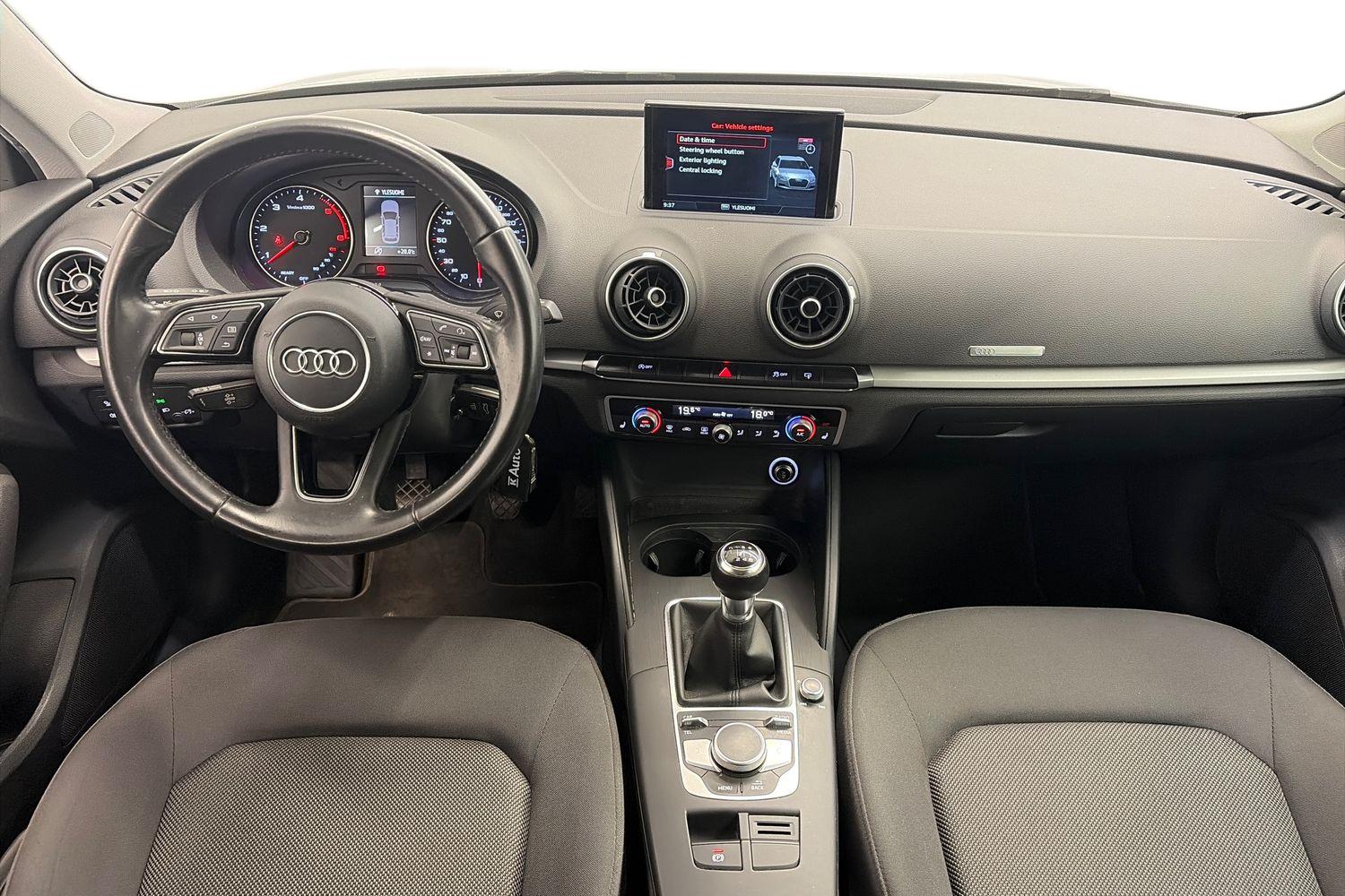 Audi A3 Sportback Business 1,6 TDI 2017, photo 7/25