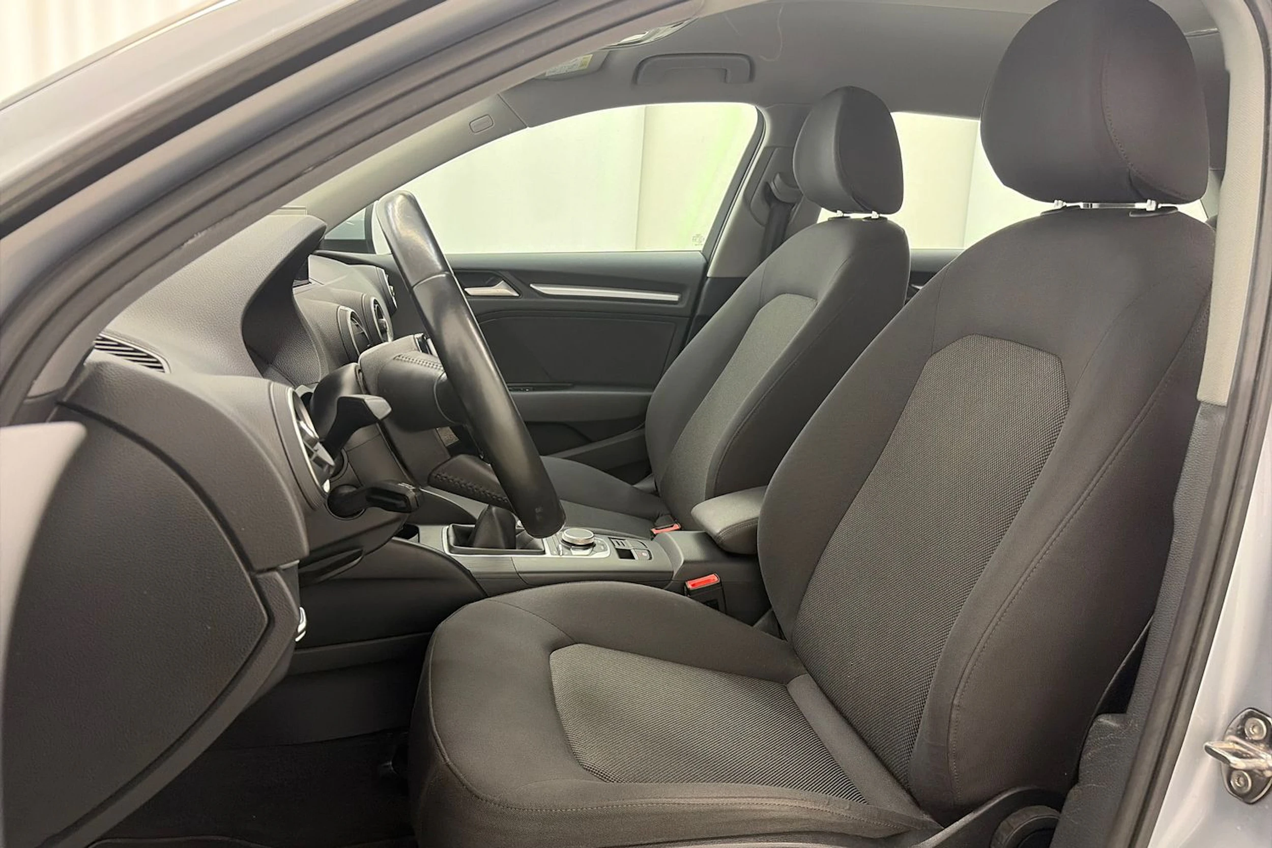 hopea Audi A3 2017 kuva 12.