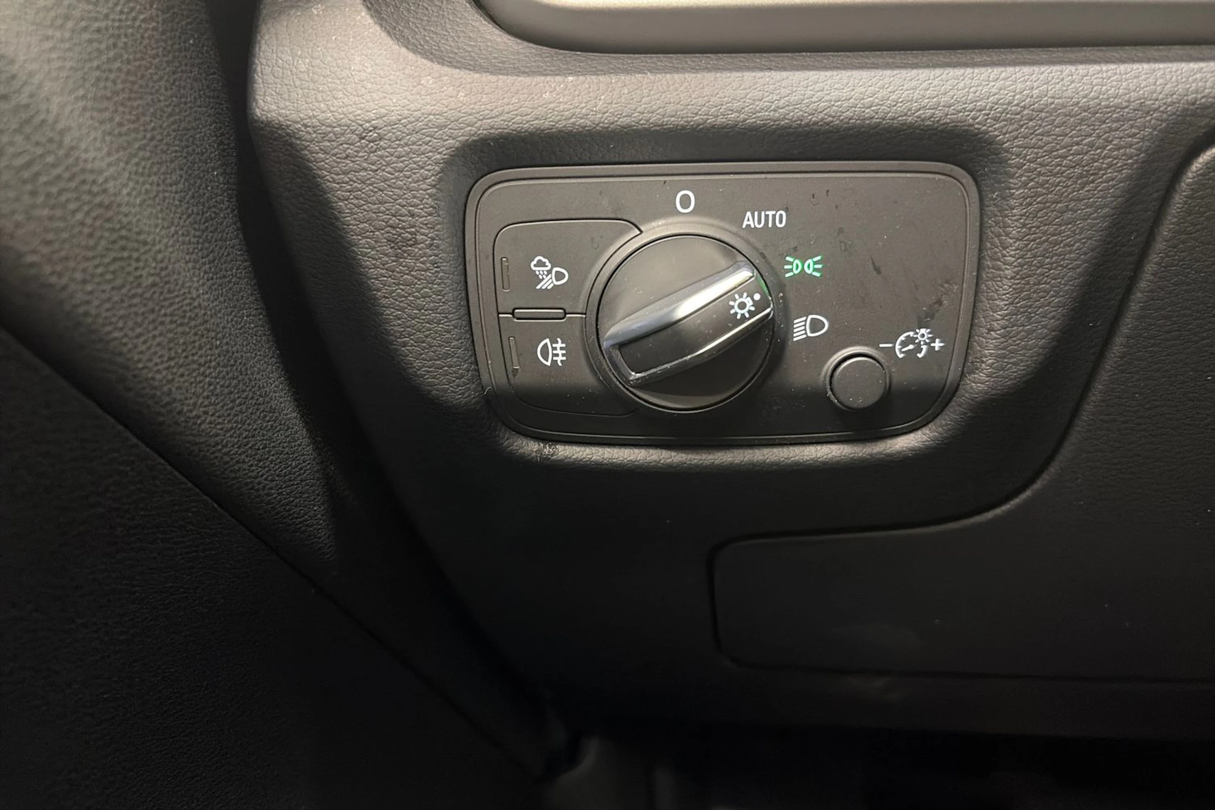 hopea Audi A3 2017 kuva 23.