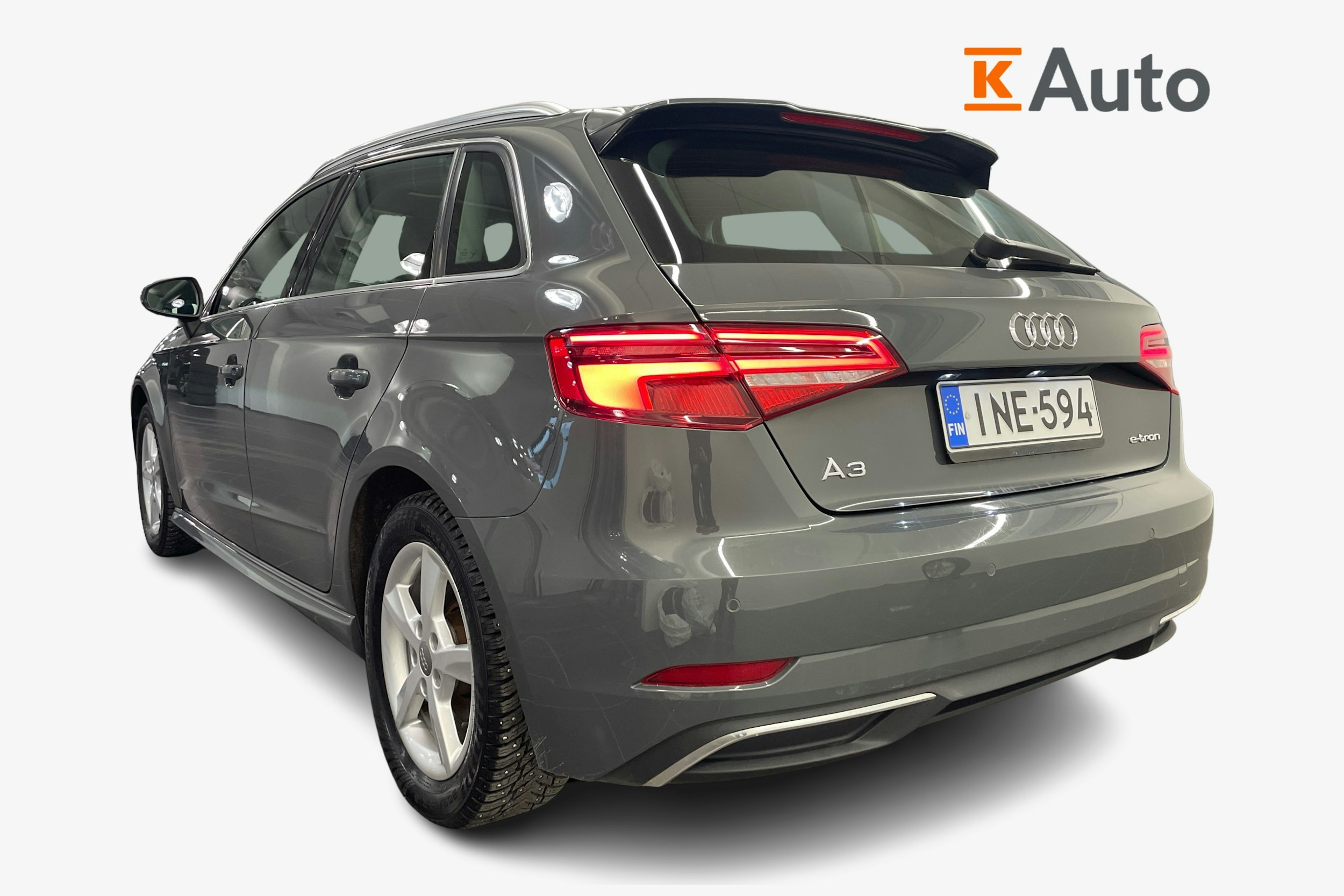 harmaa Audi A3 2017 kuva 2.