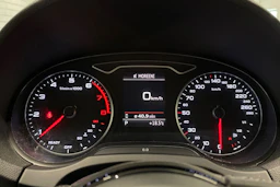 valkoinen Audi A3 2017 kuva 17.