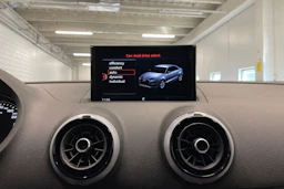valkoinen Audi A3 2017 kuva 19.