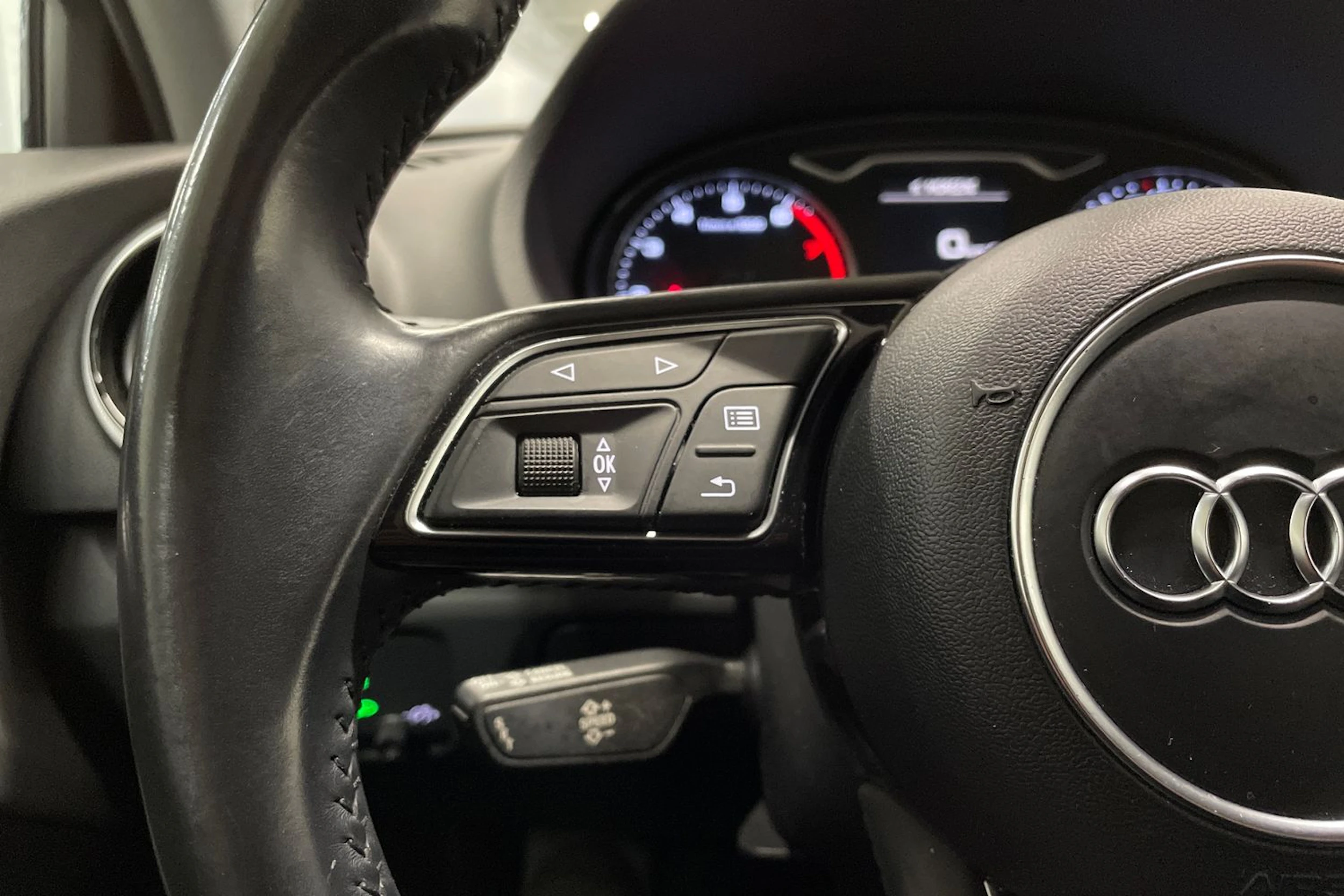 valkoinen Audi A3 2017 kuva 23.