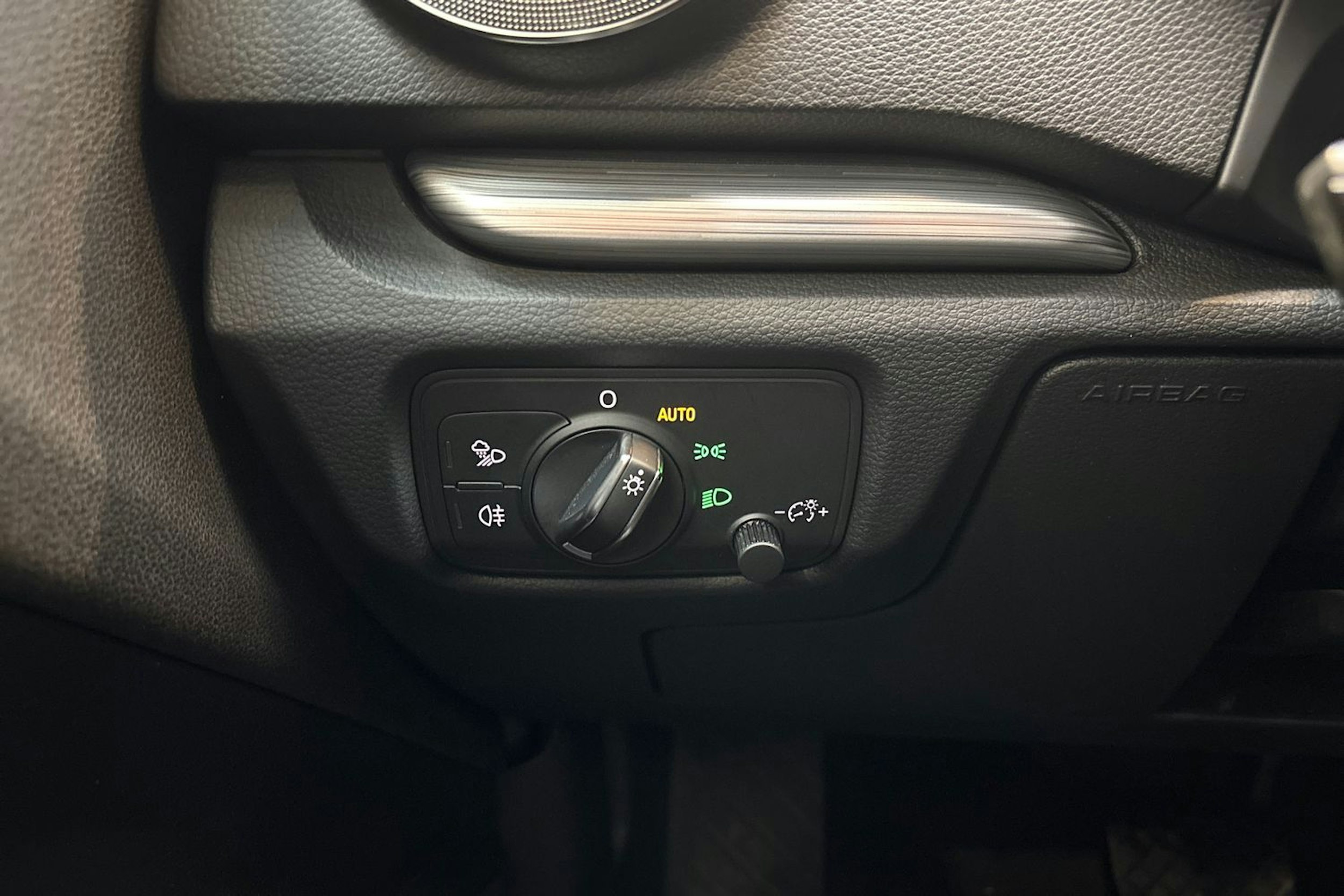 hopea Audi A3 2017 kuva 13.