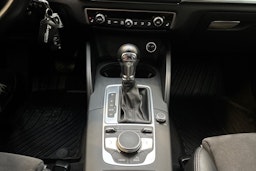 hopea Audi A3 2017 kuva 18.