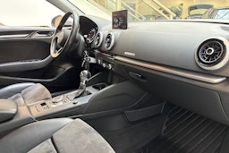 hopea Audi A3 2017 kuva 20.