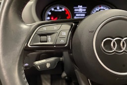 harmaa Audi A3 2017 kuva 24.