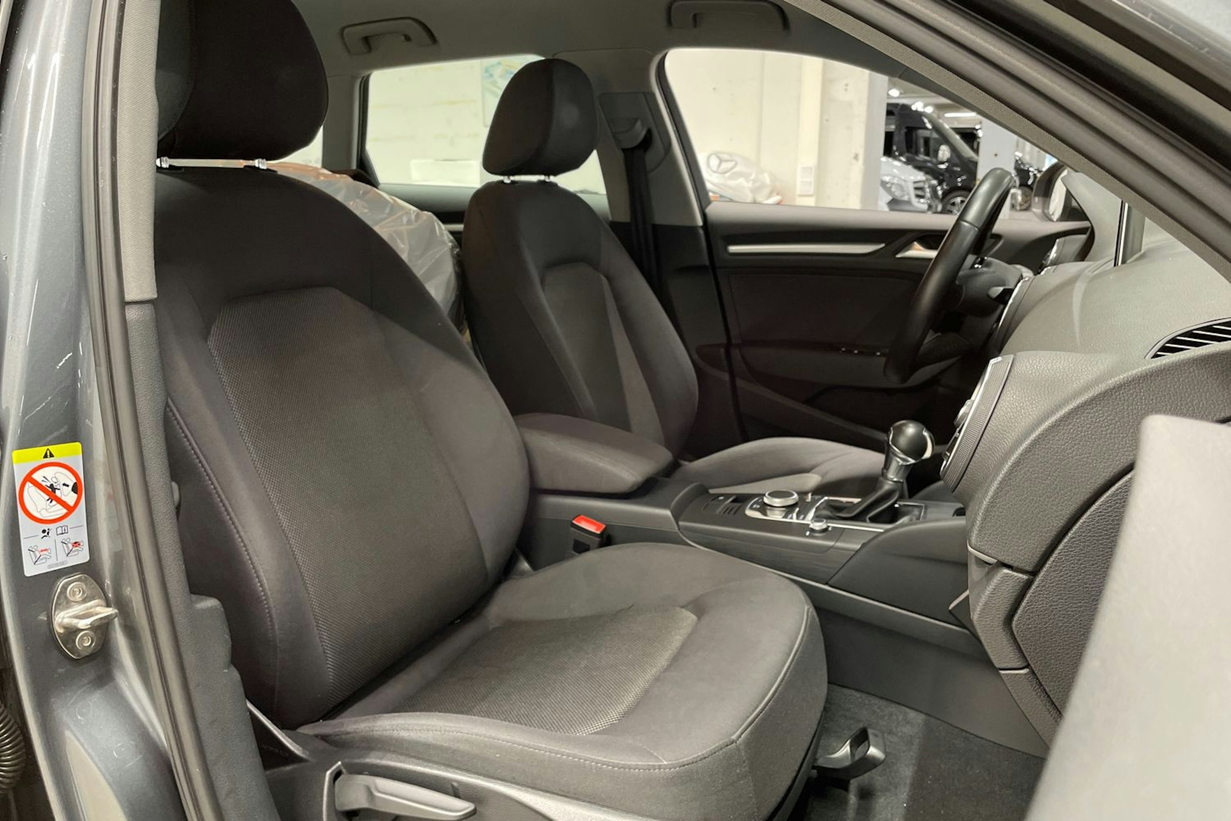 harmaa Audi A3 2017 kuva 28.