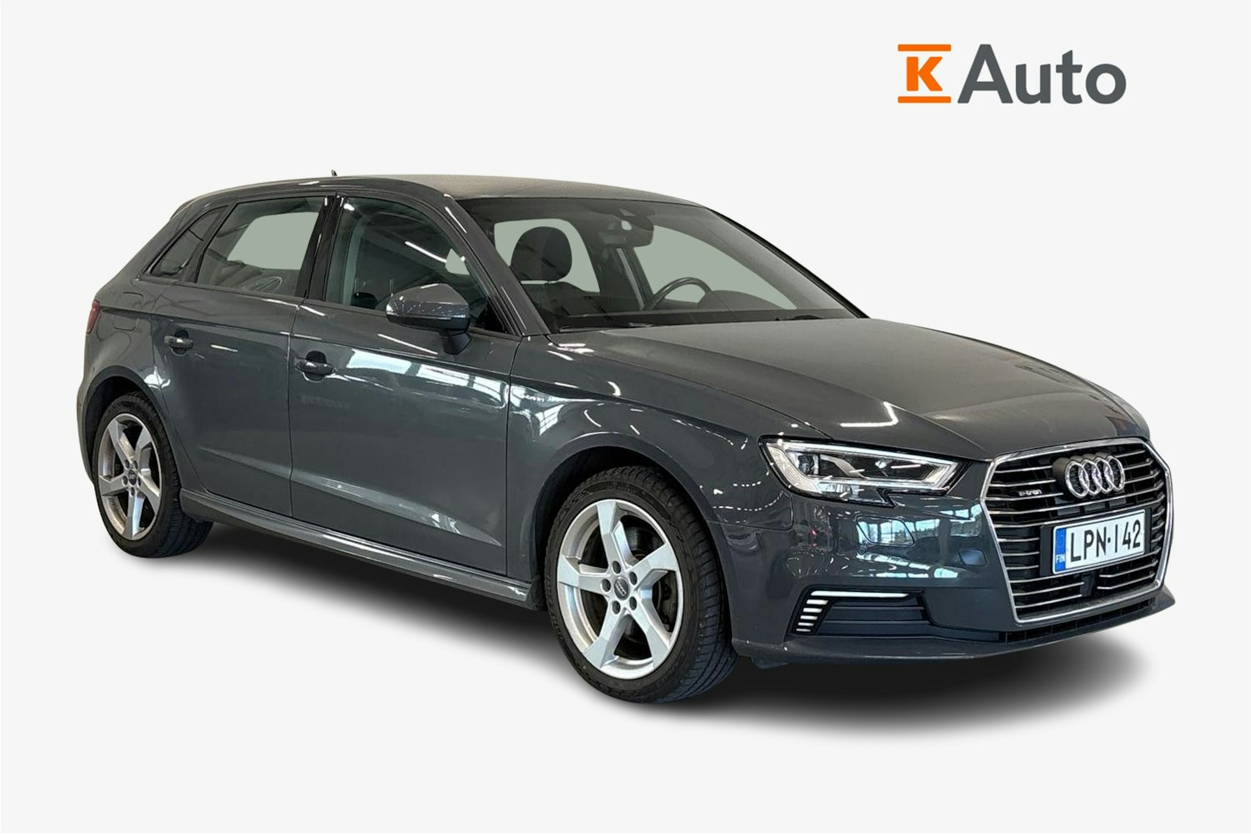 harmaa Audi A3 2017 kuva 1.