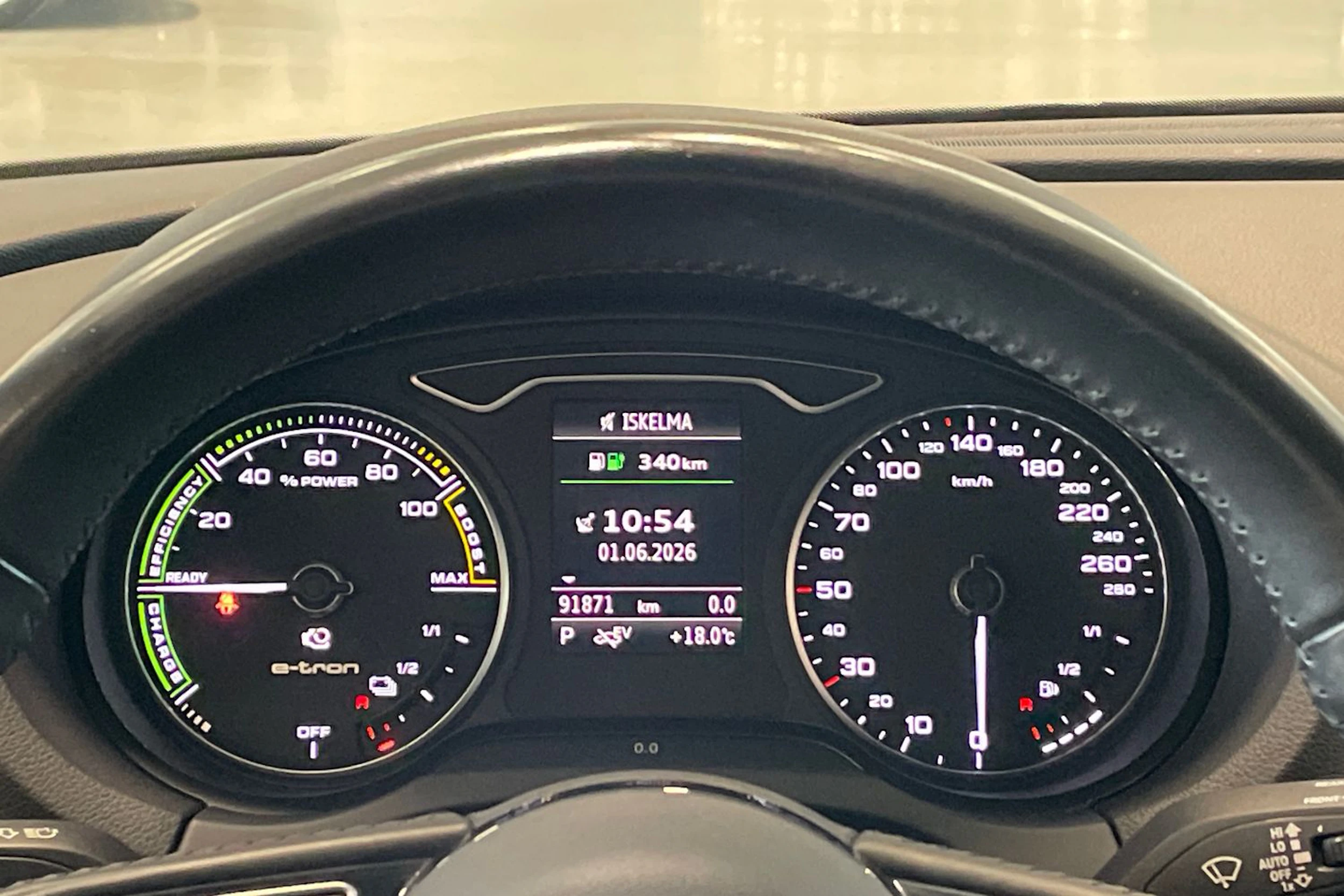 Harmaa Audi A3 2017 kuva 13.