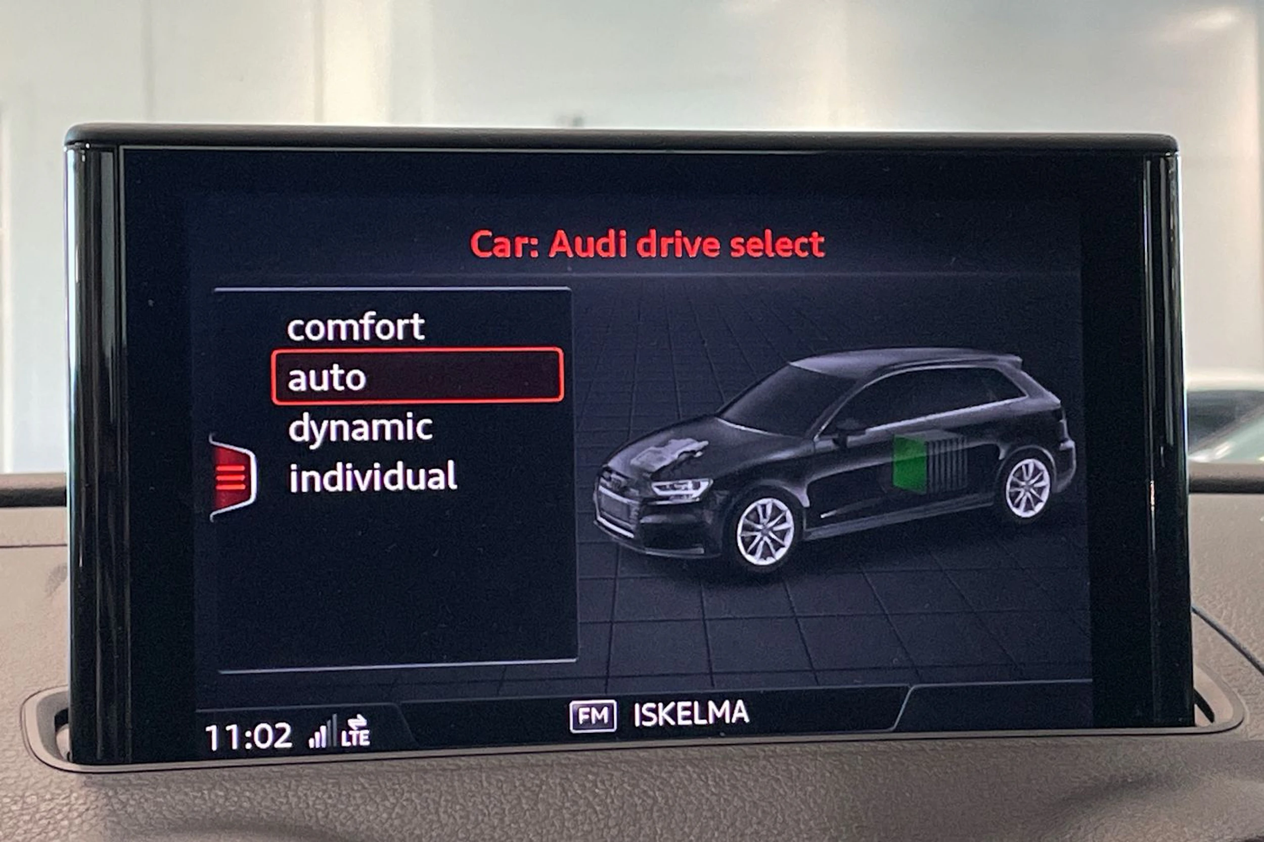 Harmaa Audi A3 2017 kuva 22.