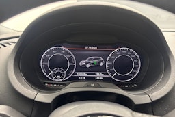 valkoinen Audi A3 2018 kuva 11.