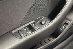 valkoinen Audi A3 2018 kuva 17.