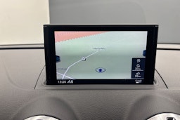 valkoinen Audi A3 2018 kuva 18.