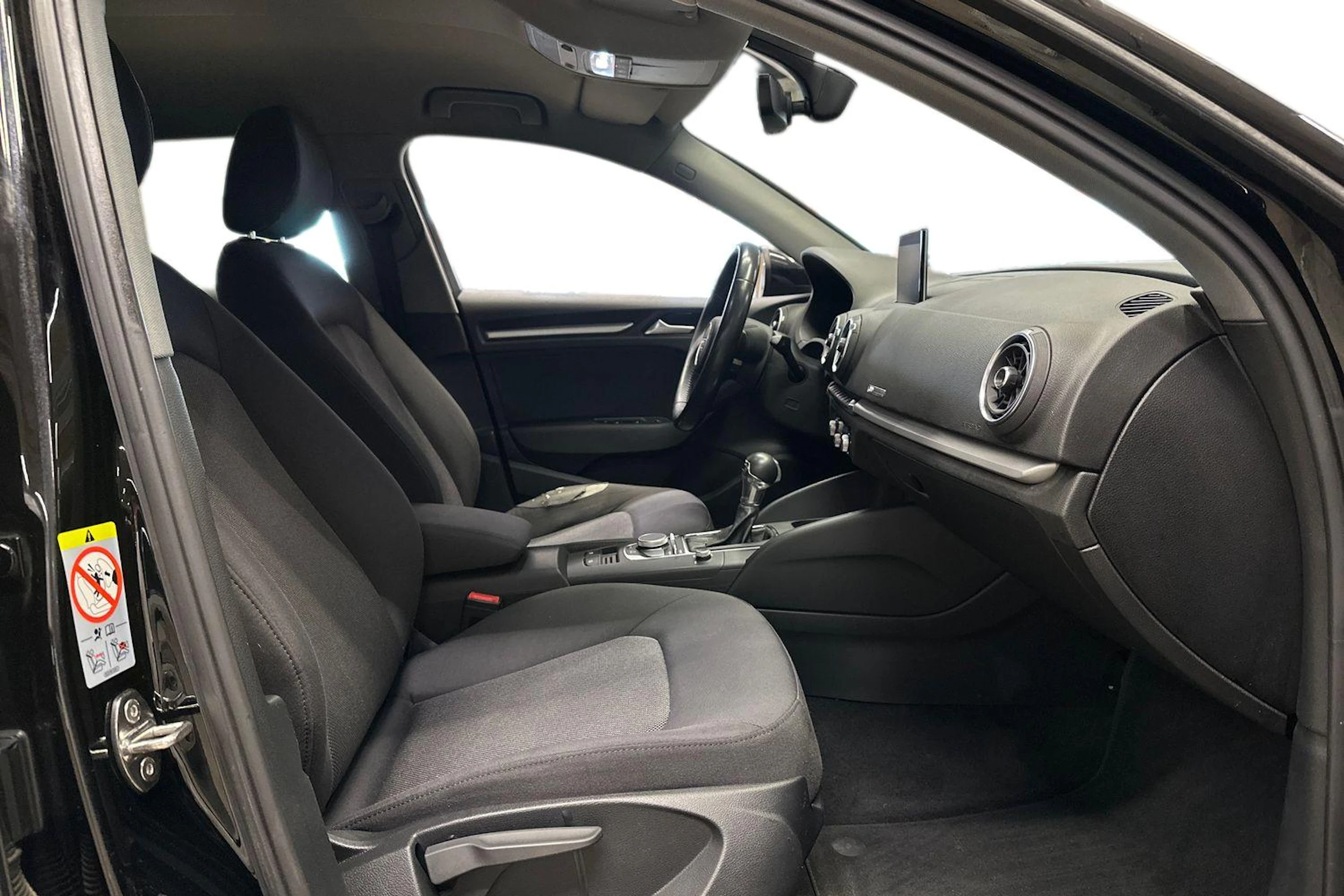 musta Audi A3 2017 kuva 9.