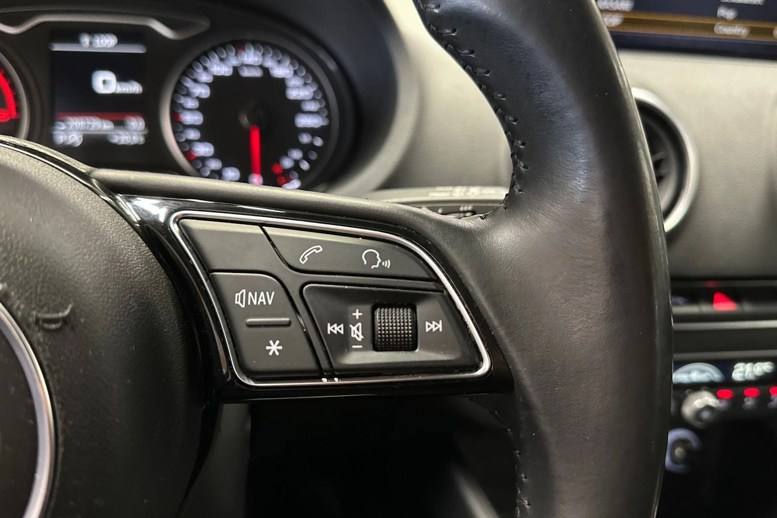 musta Audi A3 2017 kuva 21.