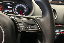 musta Audi A3 2017 kuva 21.