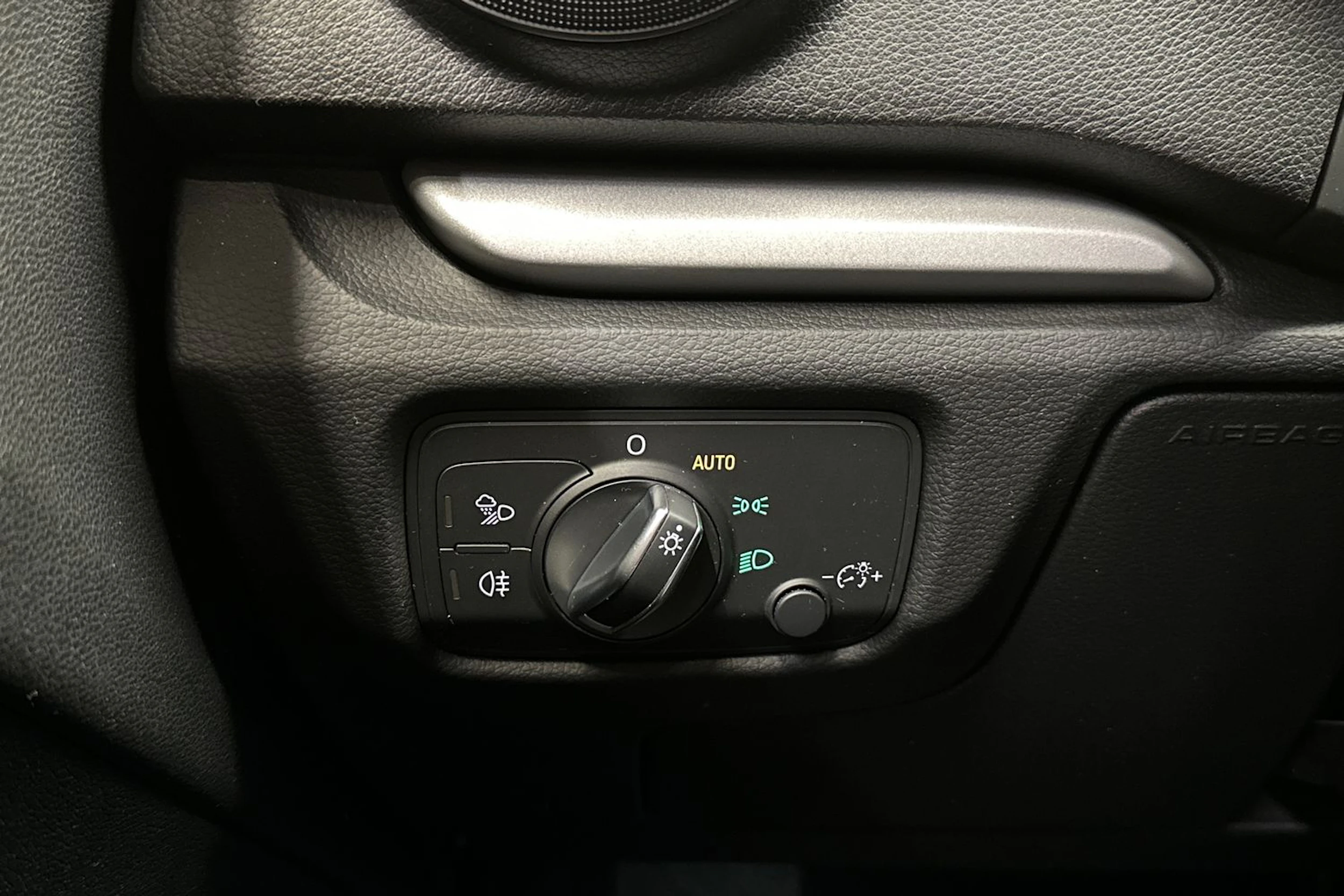 musta Audi A3 2017 kuva 22.