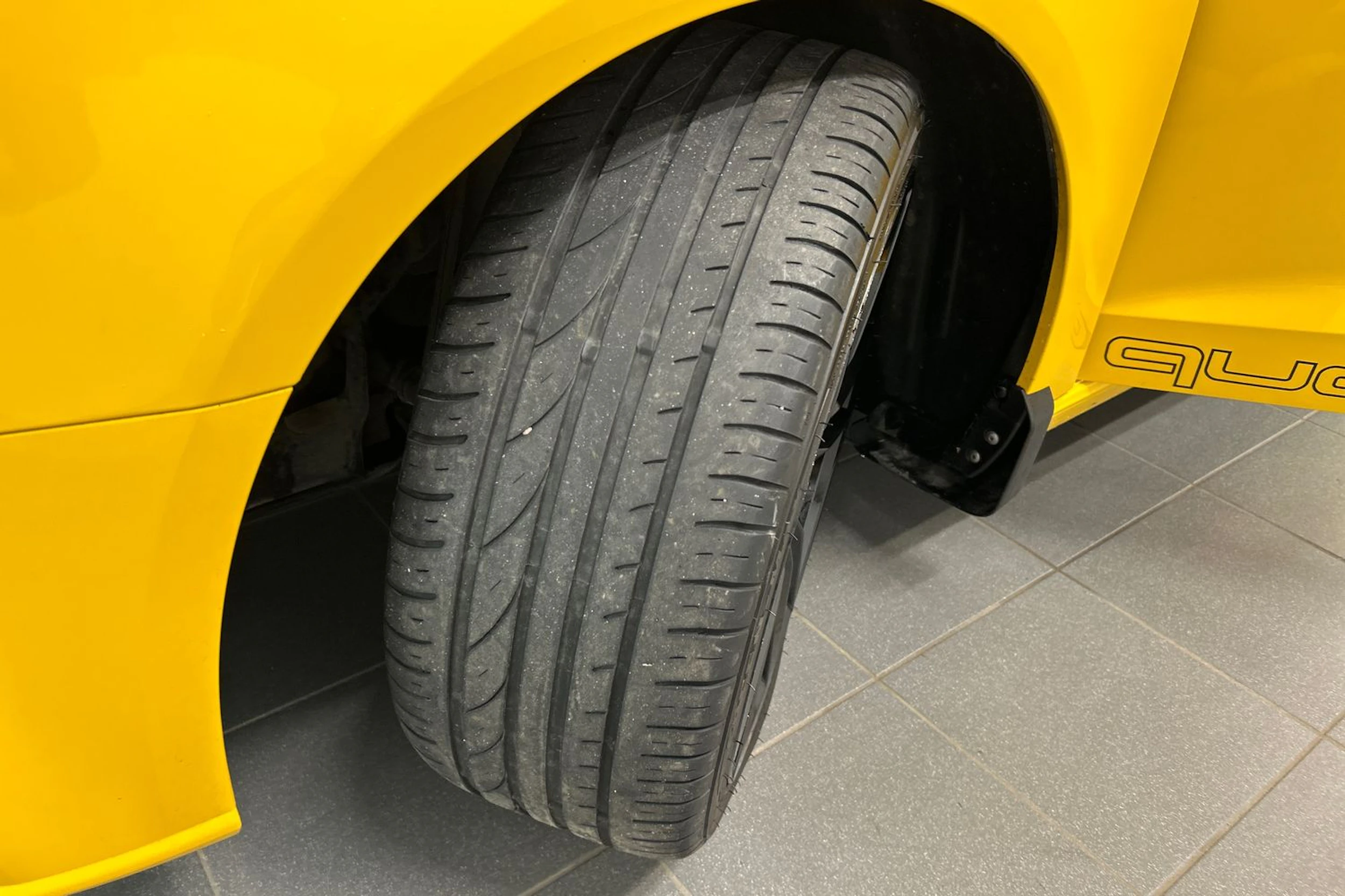 keltainen Audi A3 2017 kuva 10.
