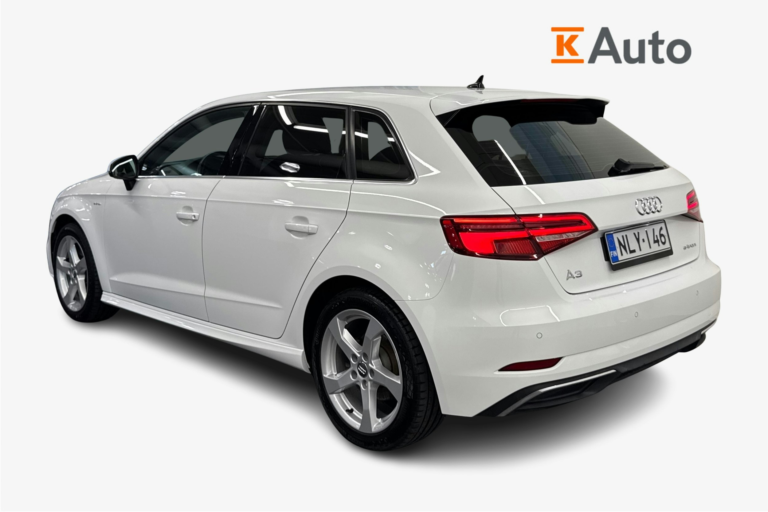 valkoinen Audi A3 2017 kuva 2.