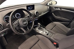 valkoinen Audi A3 2017 kuva 7.