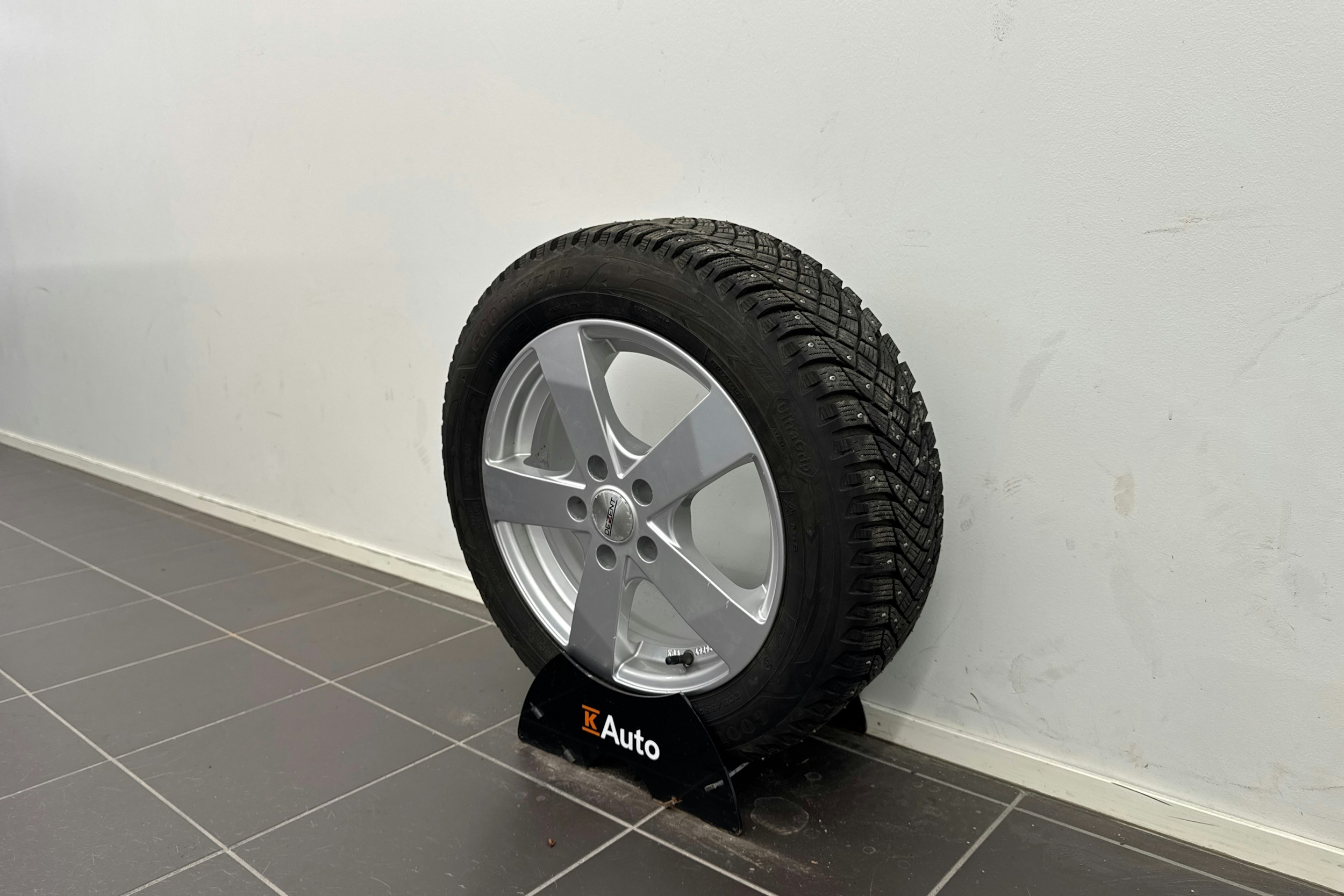 valkoinen Audi A3 2017 kuva 13.